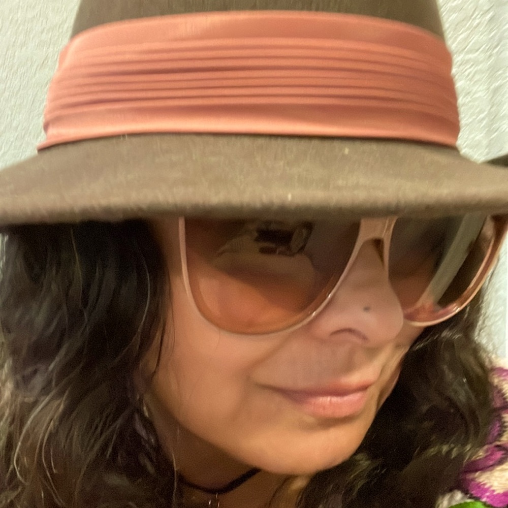 Meet your Posher, Elsa